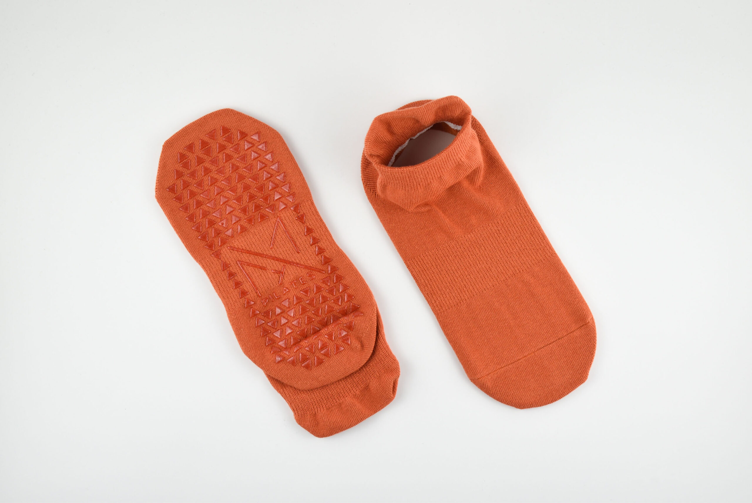 Trumpos Neslystančios Grip Kojinės - Image 9